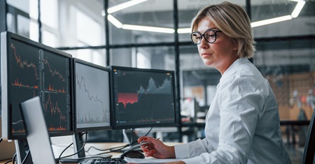Why are women still underrepresented in portfolio management